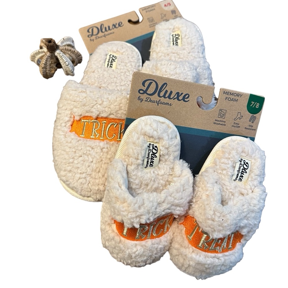 Dluxe Dearfoams Halloween Slippers NWT
